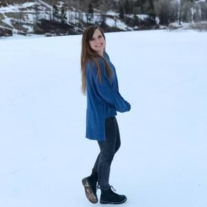 Meet your Posher, Stephie